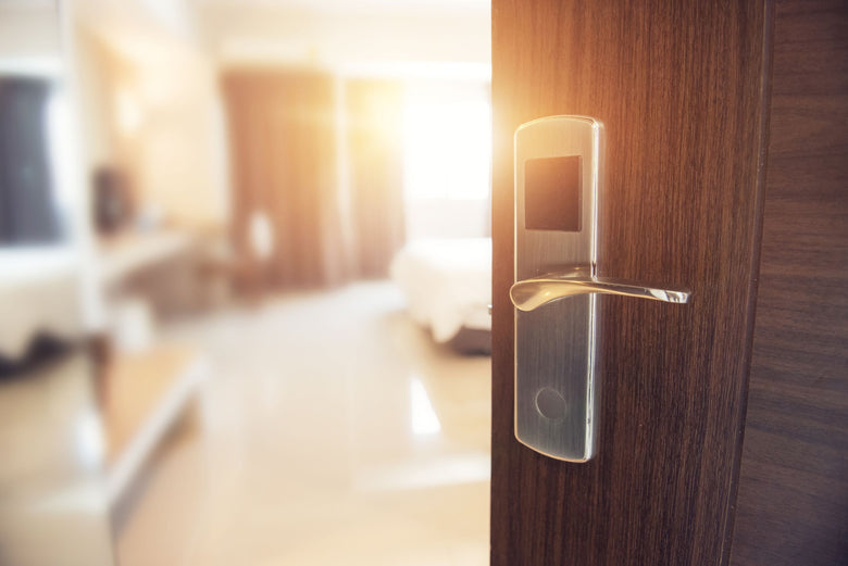 Enhance The Guest Experience With 5 Smart Hotel Room Features